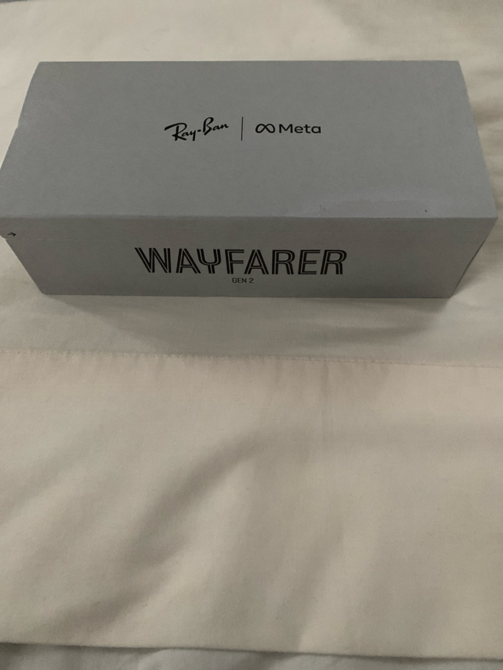 Ray-Ban Wayfarer Gen 2 Box - Matte Black Gen2 Clear lense RW4012